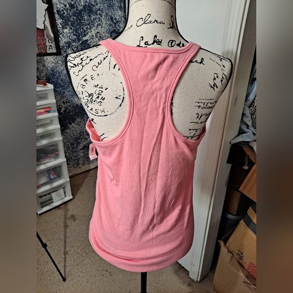 Ribbed Tank Top - Picture 2 of 8